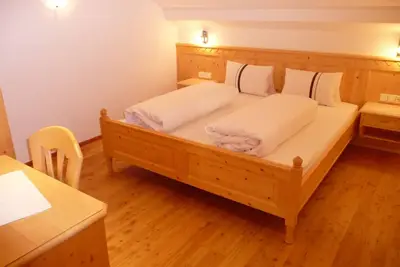Image de Chambre double confort calcaire avec petit déjeuner