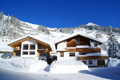 Image de Appartement jusqu'à 8 personnes avec sa propre cabine infrarouge