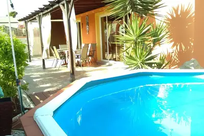 Image de Villa de style rustique dans un endroit calme et central, connexion Wi-Fi gratuite