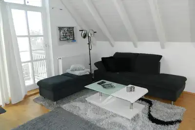 Image de Appartement loft avec 3 chambres aux portes de Munich près de l'aéroport!