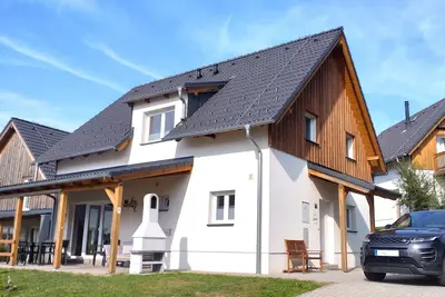 Image de Belle maison au bord du lac