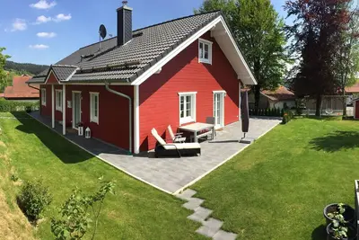 Image de Chalet suédois - Style de vie scandinave dans la forêt bavaroise