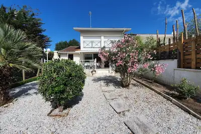 Image de La villa Monzie – paisible, à 100 m de la plage