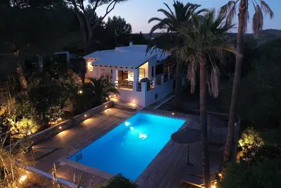 Image de Villa en parc national - piscine chauffée* - à 5 min de la mer, 10 min de Mahón