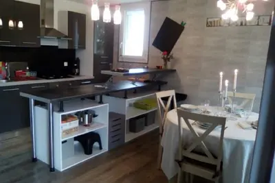 Image de appartement contemporain tout confort ****