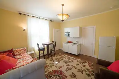 Image de Studio de luxe dans le quartier exclusif de Claremont