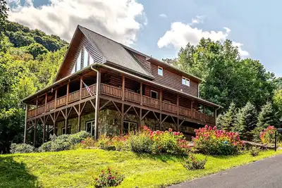 Image de Maison de montagne de luxe - ruisseau privé - vues magnifiques - 4br - Wifi - Grill