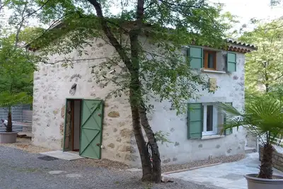 Image de Le mazet de la Vis, dans un décor naturel magique