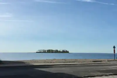 Image de # 1 - Un lieu de plage près du parc Silver Sands