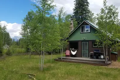 Image de \"The Cutthroat Cabin\" - À quelques pas de la rivière Wild & Scenic North Fork Flathead