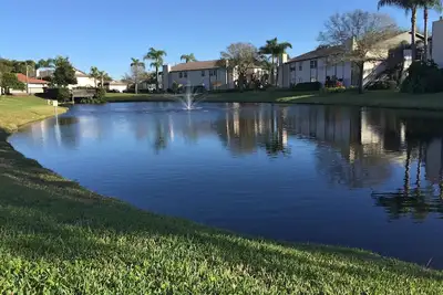 Image de Décoré avec goût Townhouse Condo Proche Academy Img Et Florida Beaches