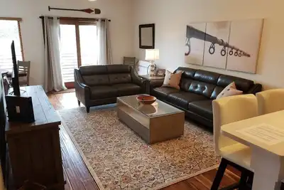 Image de Élégance moderne au coeur du parc d'hiver - 2 lits / 2 salles de bain