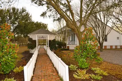 Image de Vintage Période Accueil avec Charm Architectural Old Fashion