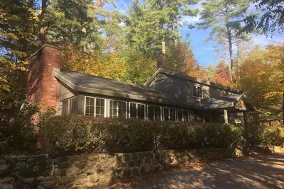 Image de Maison parfaite pour découvrir la vallée du mont Washington toute l'année! Animaux acceptés!