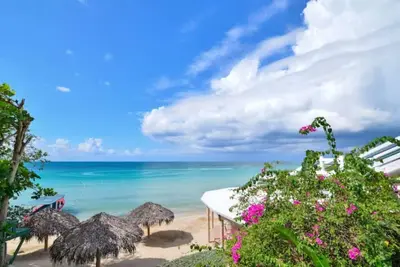 Image de Beach House Condos Penthouse - 7mile Beach Jamaïque