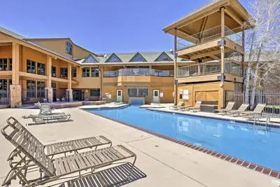 Image de Granby Ranch ski & golf (alias Sol Vista) Près de Winter Park, 3 Br & 2 Bath. Bassin.