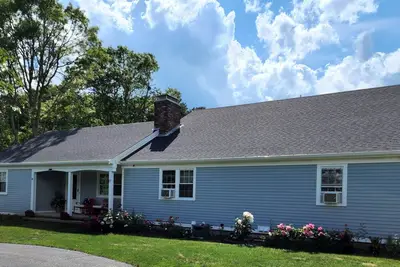 Image de Entièrement rénové Cape Cod Location de vacances