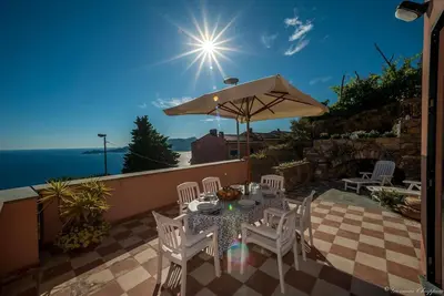 Image de Nouveau! Une Terrasse avec vue sur la mer, face à Portofino, à 30 minutes de la Cinque Terre