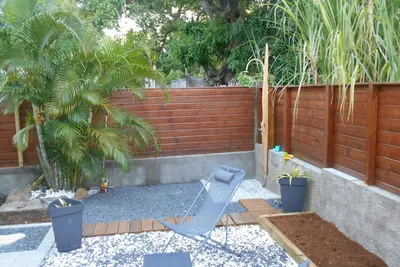 Image de Villa créole avec jardin à 600m de la plage de leroux.