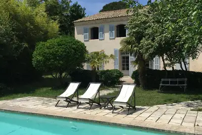 Image de Ravissante bastide avec piscine Ă 10 minutes au Sud d'Aix-en-Provence