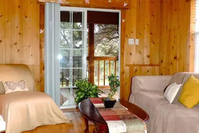 Image de cabane en bois moderne sur 30 acres mini-station / ranch (Voir # 67819) près de Boerne
