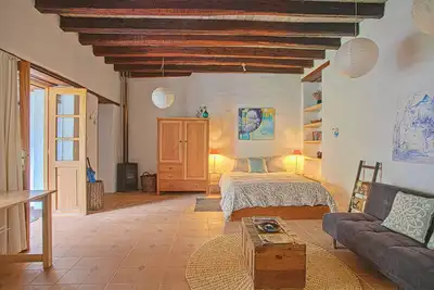 Image de Suite Tortuga avec de beaux jardins dans le quartier historique de Quito