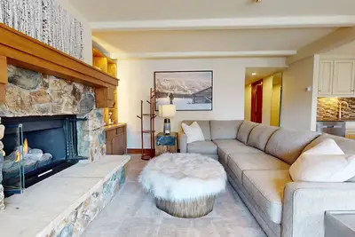Image de Superbe vue, superbe condo | Le point de repère | L601