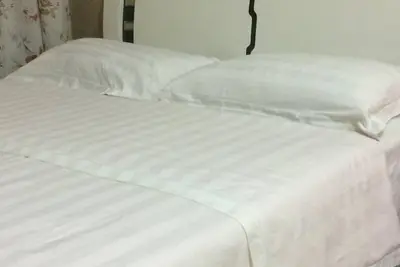 Wanda Gold Dragon Holiday Apartment