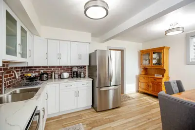 Image de Downtown Alameda 2 Br Victorian apt. ferry pour San Francisco