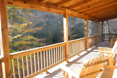 Image de Cabine Bearadise près de John C Campbell Folk School