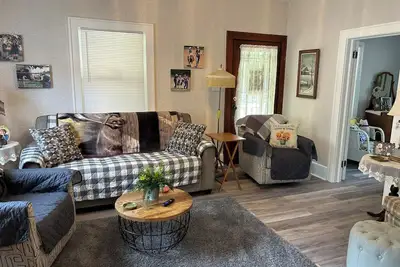 Image de Vous aimez le charme américain? Bienvenue au Farmhouse Stay et amenez les enfants aussi!