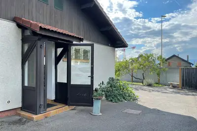 Image de maison de vacances près de toutes commodités