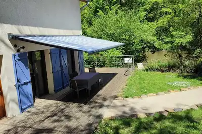Image de Charmante maison au bord de L’Aveyron pour amoureux de la nature.
