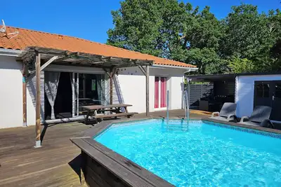 Image de Maison récente T4 100 m2 avec piscine chauffée au calme en lisière de forêt