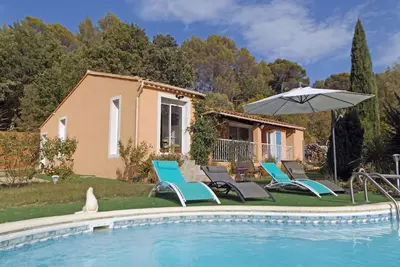 Image de Villa Provence, piscine totalement privée, rénovée en 2020, grand jardin