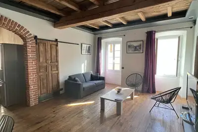 En plein centre d'Ile-Rousse, la plage à vos pieds