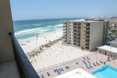 Image de Il est temps de se détendre. Dates d'août et de septembre disponibles au port Pinnacle A728