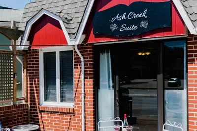 Image de Ash Creek Suite dans le magnifique centre-ville d'Hermann