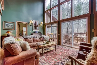 Image de Dec Rent 2 Nts Get 3rd Gratuit! (Excl. NOËL) Droit Sur La RIVIÈRE, Upscale, Fermer En