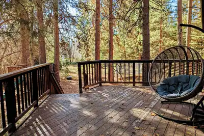 Image de 4br retraite sur 2. 5 ares w / vues sur le mont Shasta