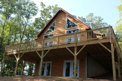 Image de Stone Mountain Sanctuary - Blue Ridge Luxury Cabin avec de superbes vues!