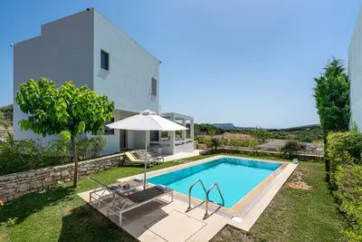 Image de Villa Giasemi, toute neuve avec piscine privée, près de la plage, Sofia Luxury Villas