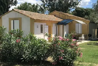 Image de Maison individuelle 4 pers, Rdc, clim, jardin privé dans domaine avec piscine