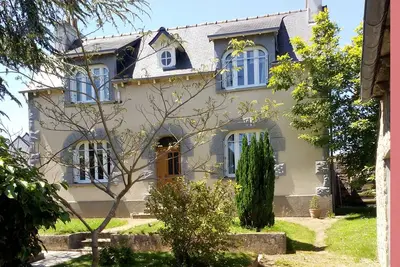 Image de Grande maison avec parc arboré, dans un petit village breton à 4 km de la mer