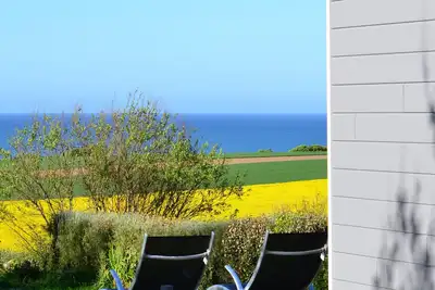 Image de Beau chalet surplombant la Baie d'Audierne avec jardin très arboré,
