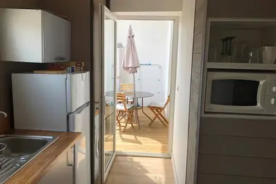 Image de T2 \"Cosy\" Rdc Terrasse, Clim, 5mn A Pieds Ctre V. /Bus A 1e/Park gratuit Public