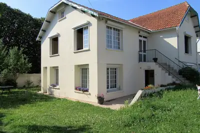 Image de Grande maison en centre ville de Marennes