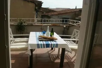Image de Joli maison de village rénovée, avec une terrasse. Wi-Fi Libre