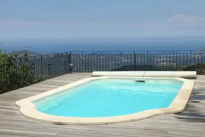 Image de Villa De Luxe vue panoramique exceptionnel sur la vallée du Réginu et la mer
