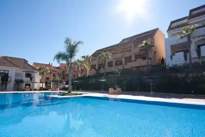 Image de Appartement tout confort vue sur mer -5 piscines - Wifi